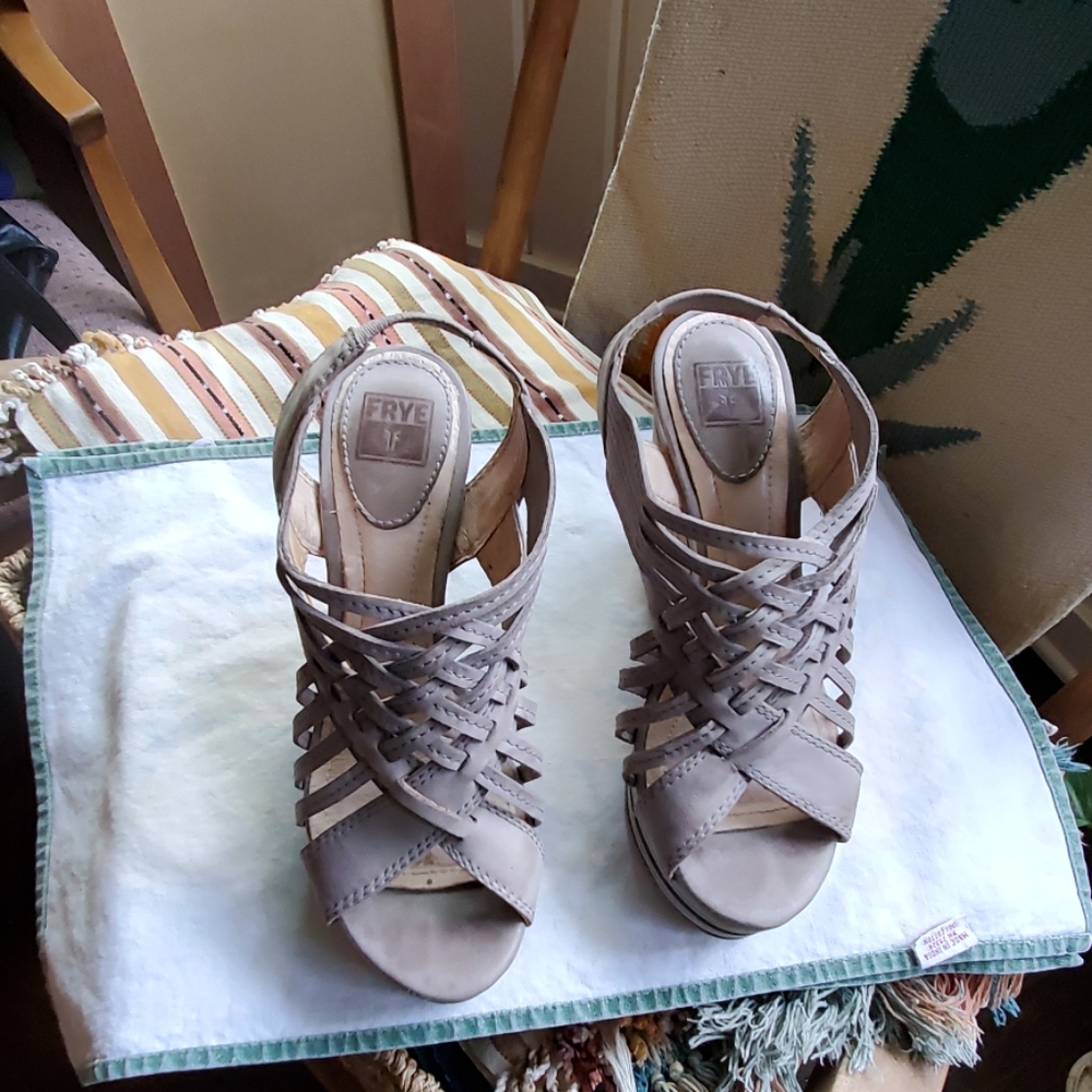 Shoes - Picture 3 of 5